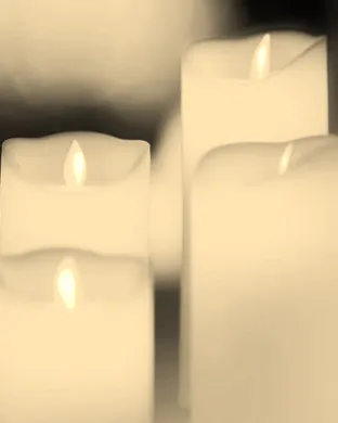 Candlelight: A Haunted Evening of Halloween Classics