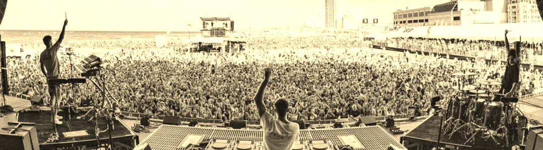The Chainsmokers